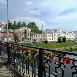 Мост через реку Тверца в Торжке